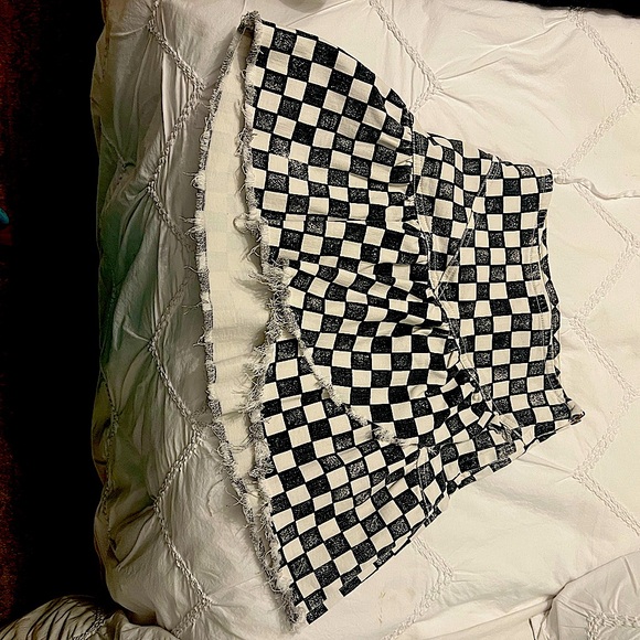 MOTHER Black/White Checkered Mini 🏁 Skirt Size 25 Waist - Picture 4 of 4